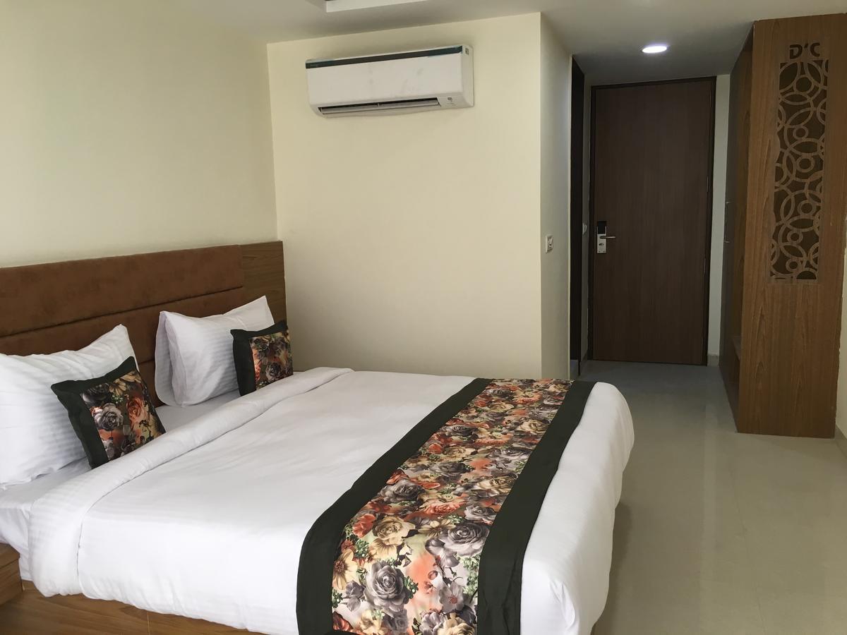 Hotel Airport D'Capitol New Delhi Exterior photo