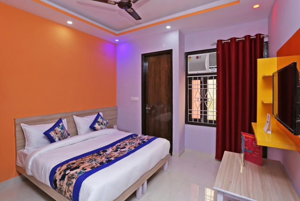 Hotel Airport D'Capitol New Delhi Exterior photo