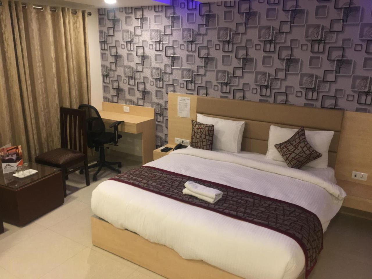 Hotel Airport D'Capitol New Delhi Exterior photo